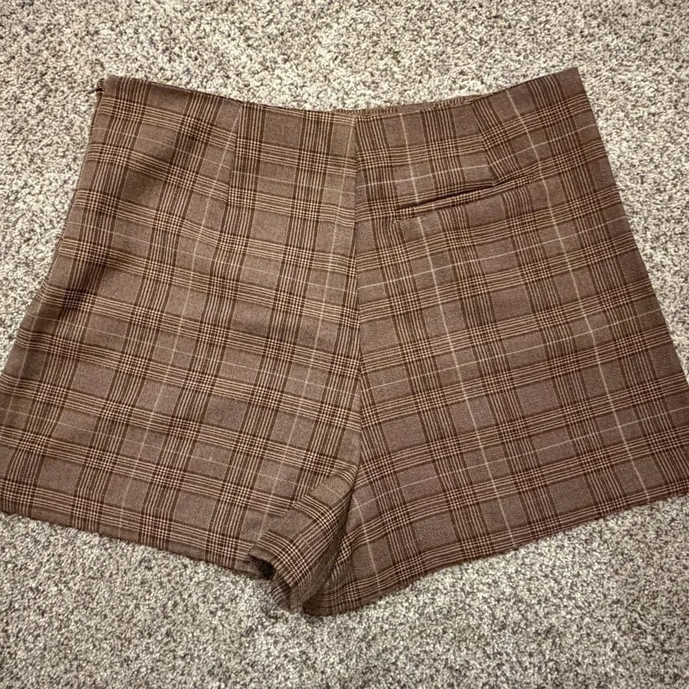 Altar'd‎ State High Waist Plaid Brown Shorts
